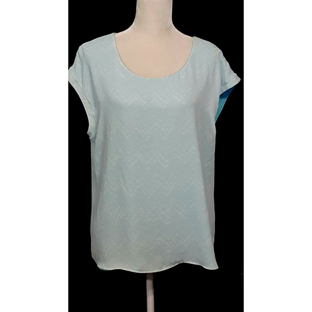 Maurices Top Blouse Womens L Sleeveless Lined  Keyh Back Pale Blue Green
